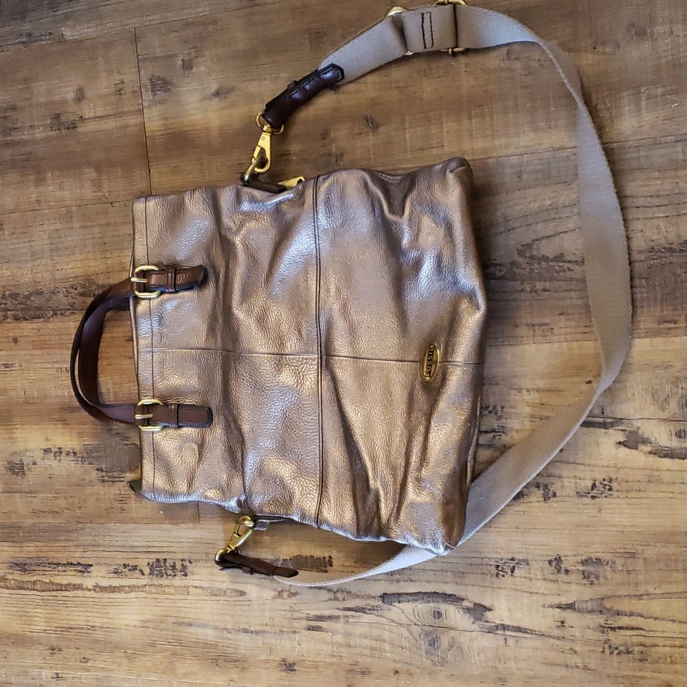 Fossil shoulder deep bag